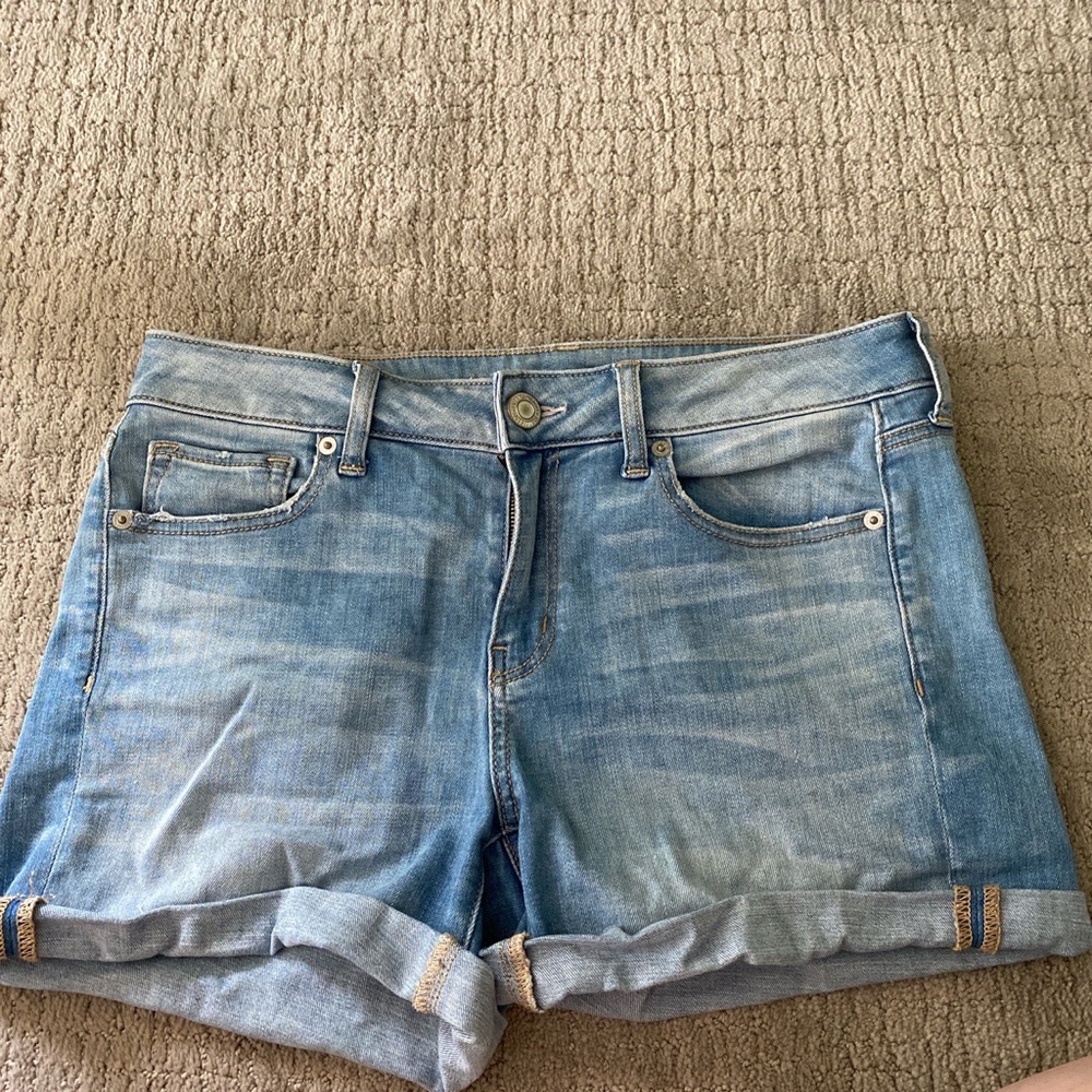 đź”…size 10 AE denim shortsđź”… - Picture 3 of 3